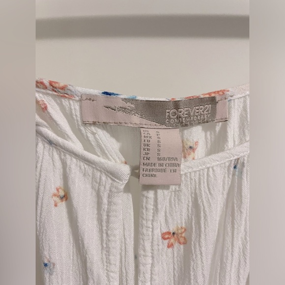 Forever 21 Floral Blouse - Picture 3 of 3